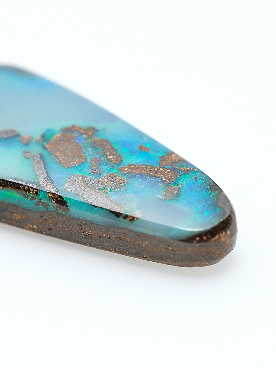BOULDER OPAL